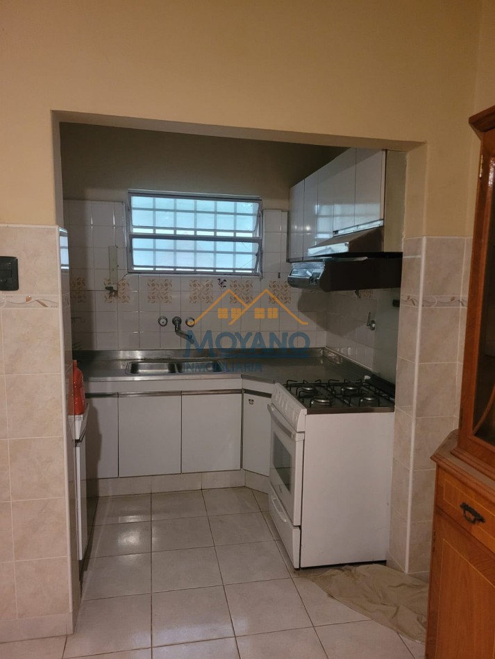 CASA EN VENTA - Primera Junta al 3000