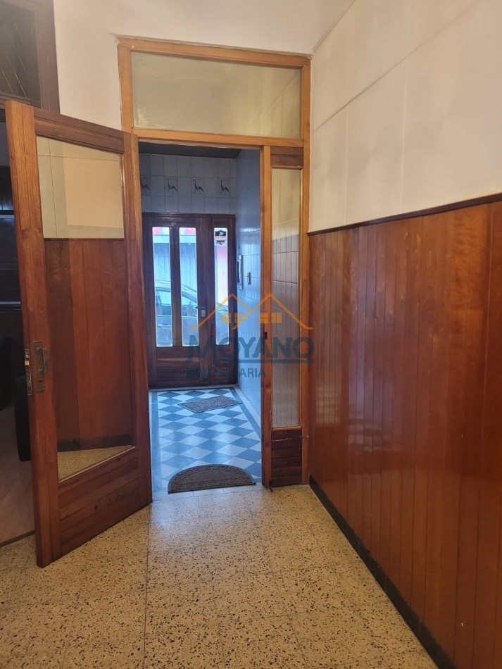 CASA EN ALQUILER - Primera Junta al 3000