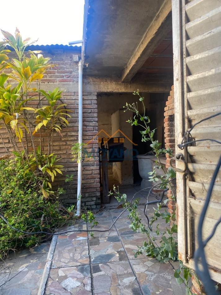CASA A REMODELAR - EN VENTA